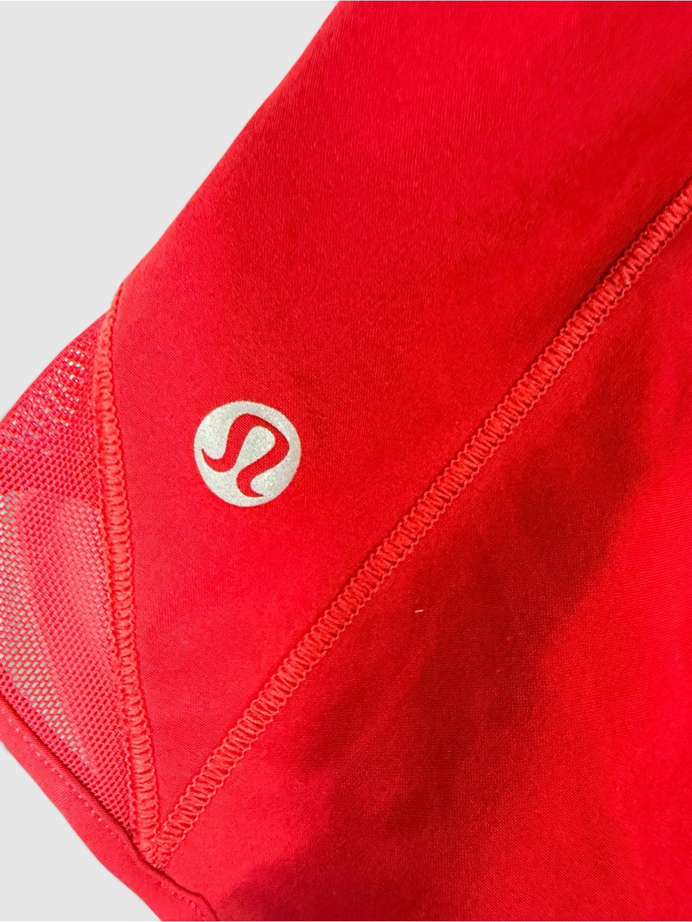 Lululemon Hotty Hot Short HR 2.5" Lined Red Size 0